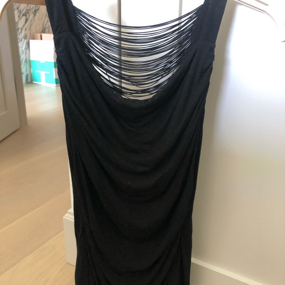 Soft blank blouse with intricate detail - Picture 1 of 2